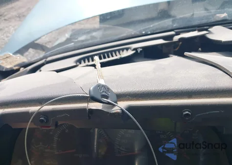 2001 Dodge Ram 1500 z USA, uszkodzony, nr VIN 3B7HC13Y21M563308